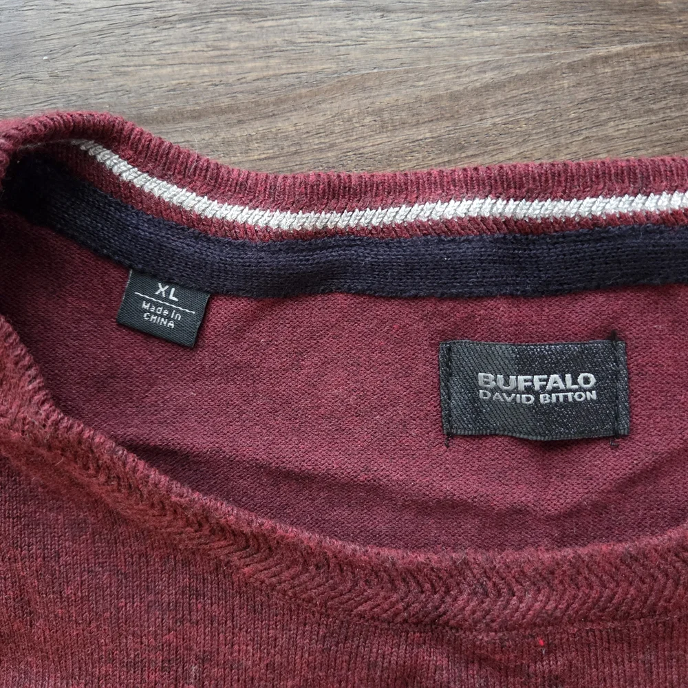 Buffalo David Bitton Men's Red Sweater by Merona XL 70% Viscose